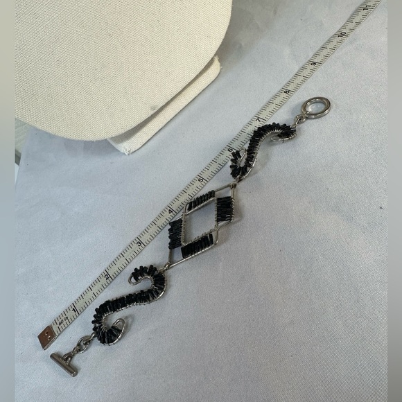 Abstract vibe artisan wire bead wrapped bracelet - Picture 4 of 6